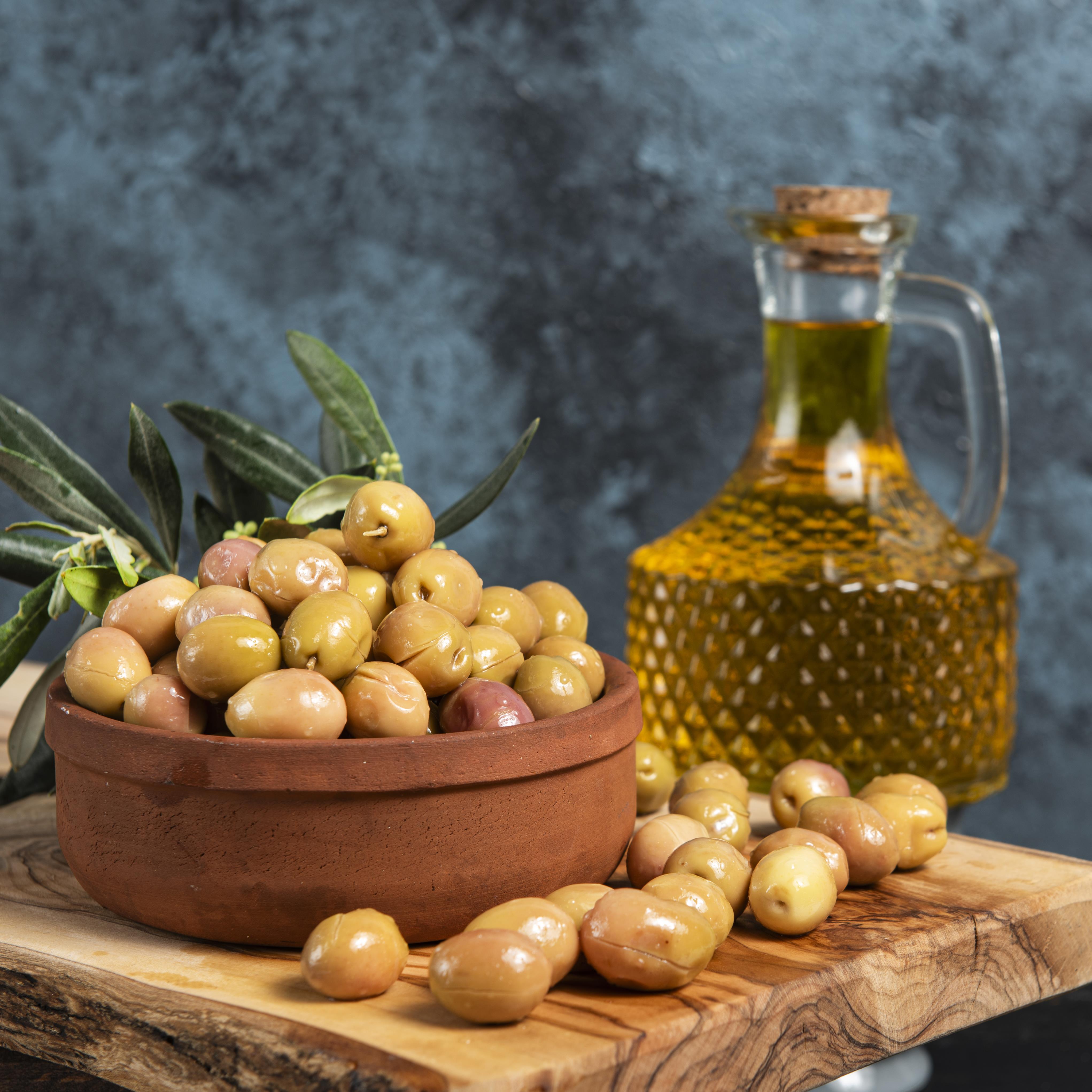 Edremit çizik yeşil zeytin ( 650 gr)
