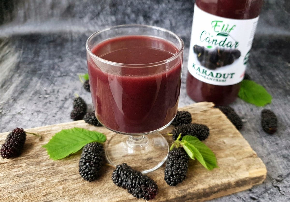 Karadut Suyu Konsantre (Şekersiz) (700 ml)
