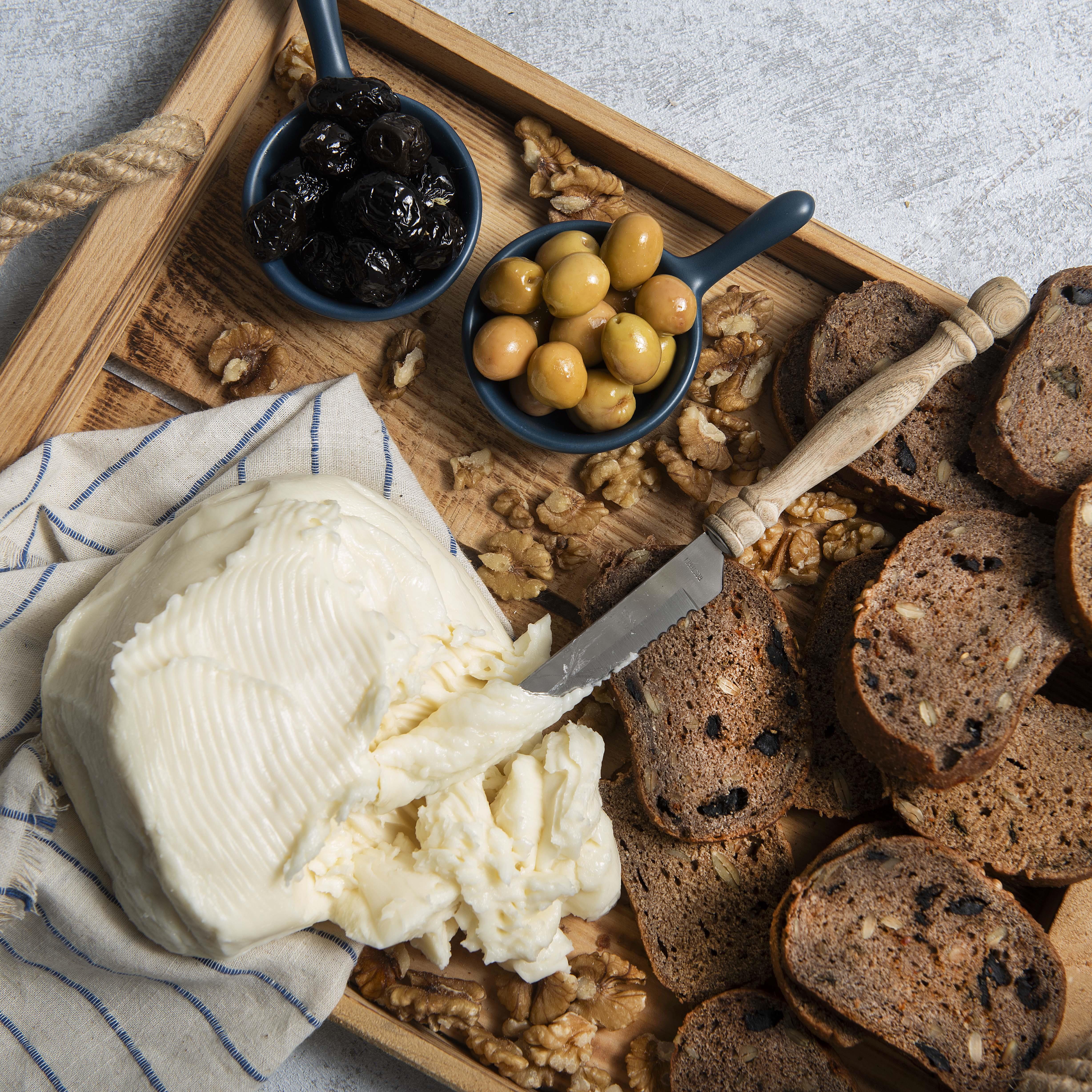 Tam Yağlı Yumuşak Peynir (Ezine Tipi)