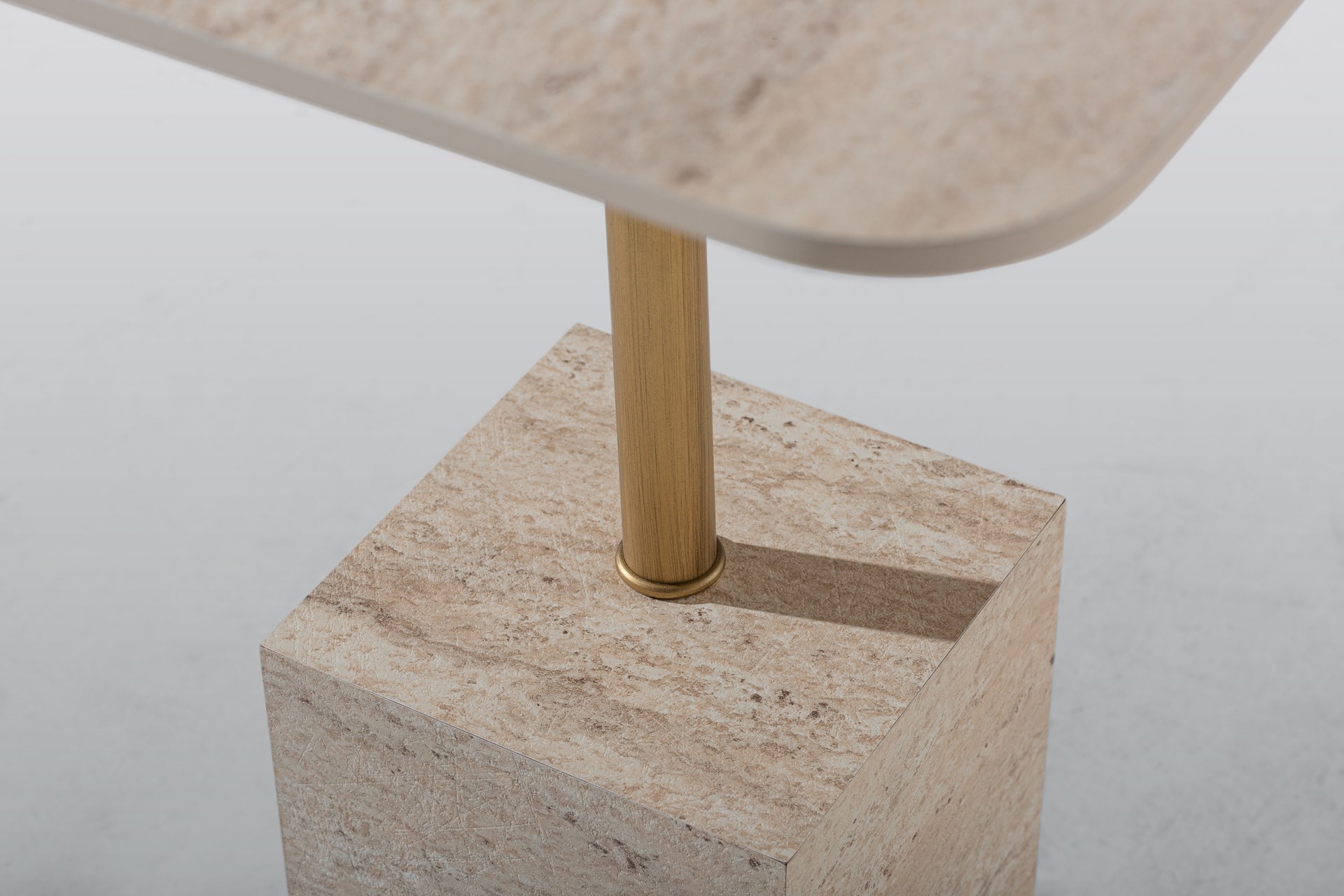 QUARTZ ZİGON SEHPA