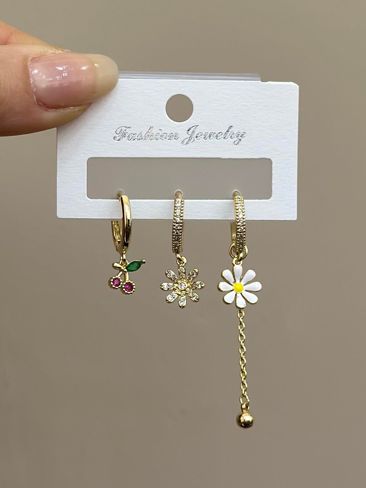 Küpe Taş Sallantı Çoklu Gold Renk 