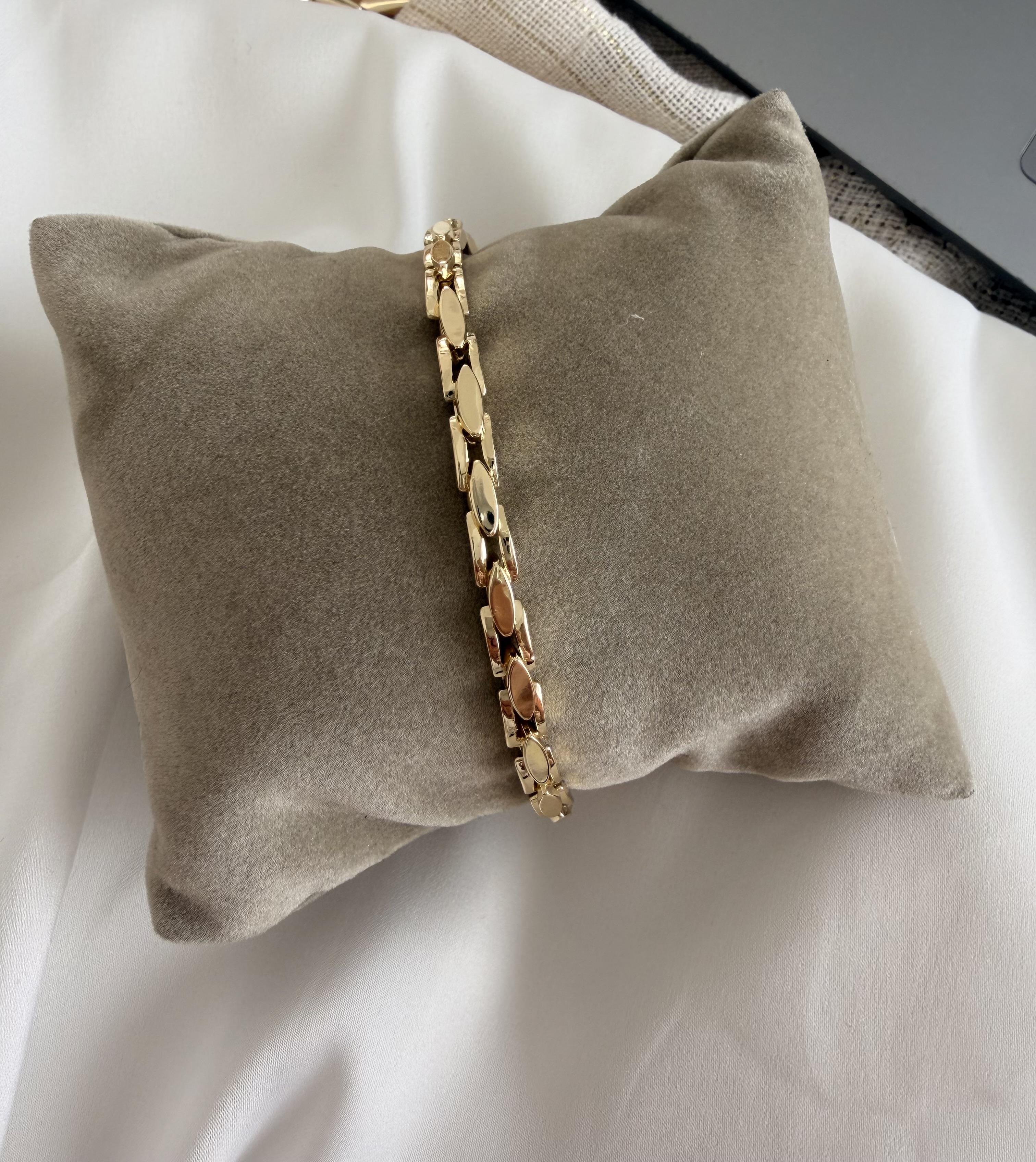 Bileklik  gold renk 