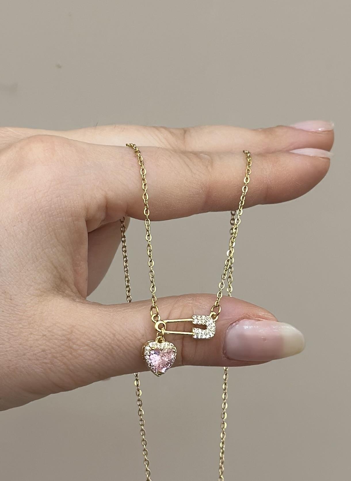 Kolye Çelik Kalp İğne Detay Gold Renk