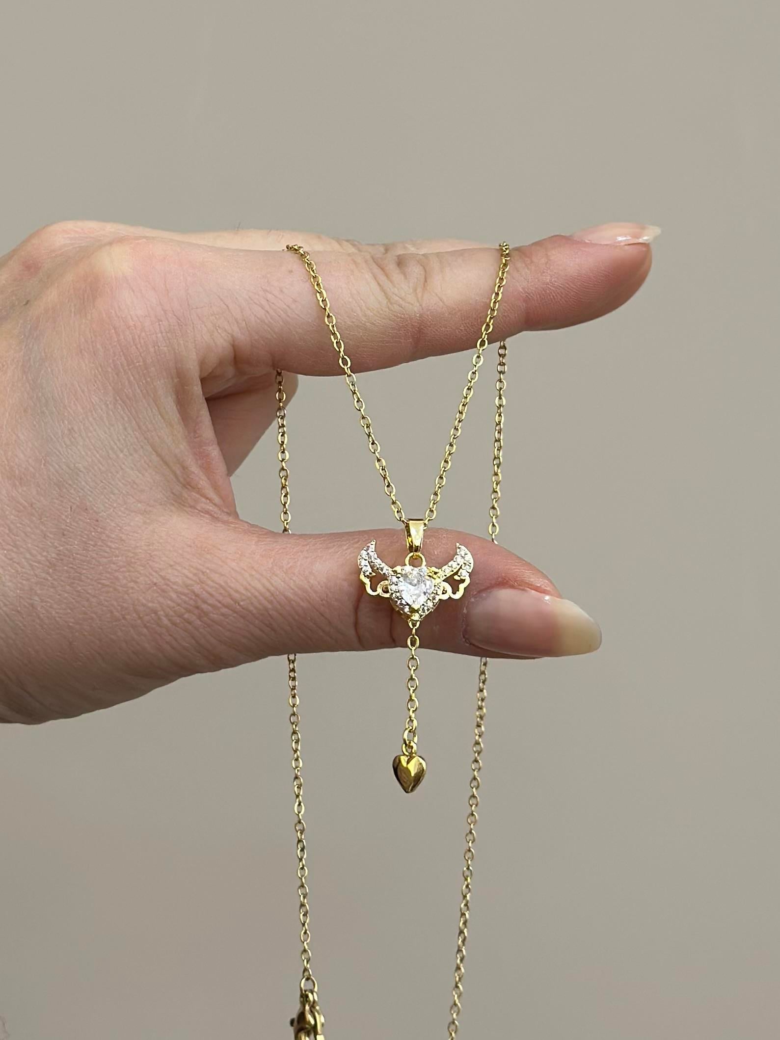 Kolye Çelik Taş Kalp Sallantı Gold Renk 