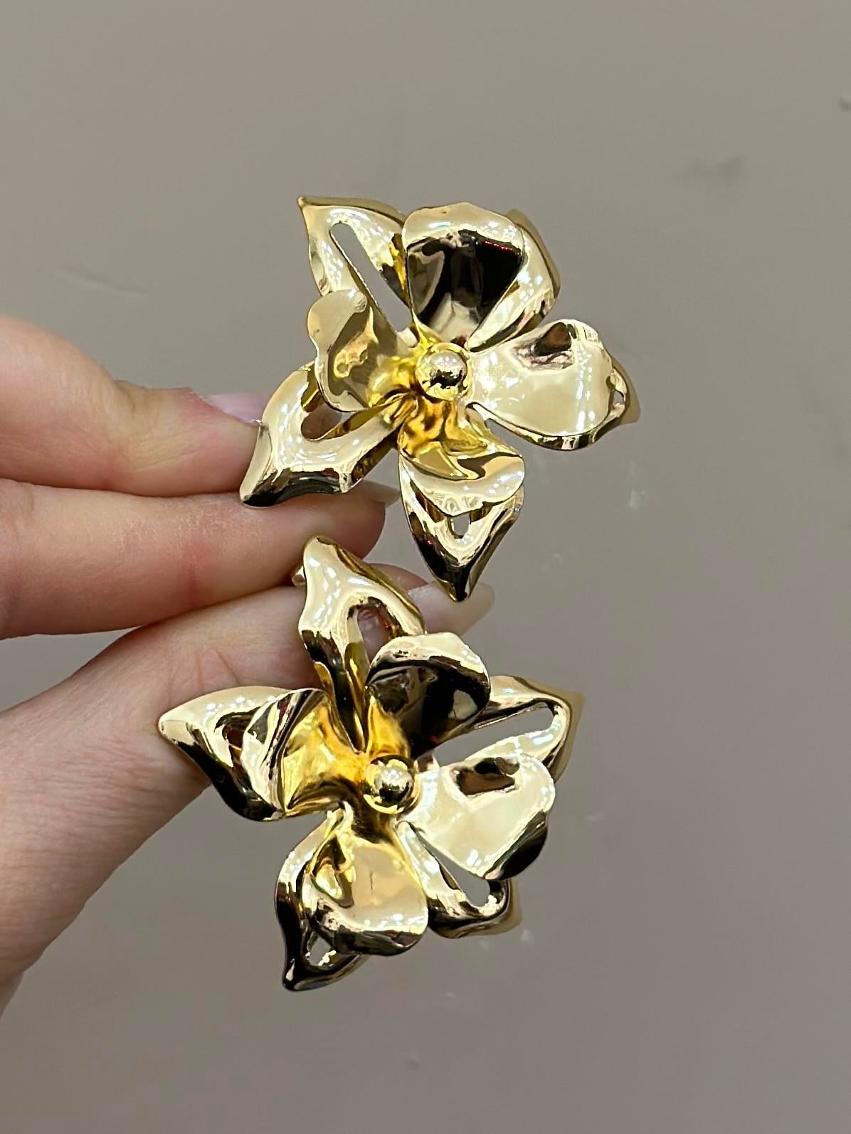 Küpe Çiçek Tasarım Gold Renk 