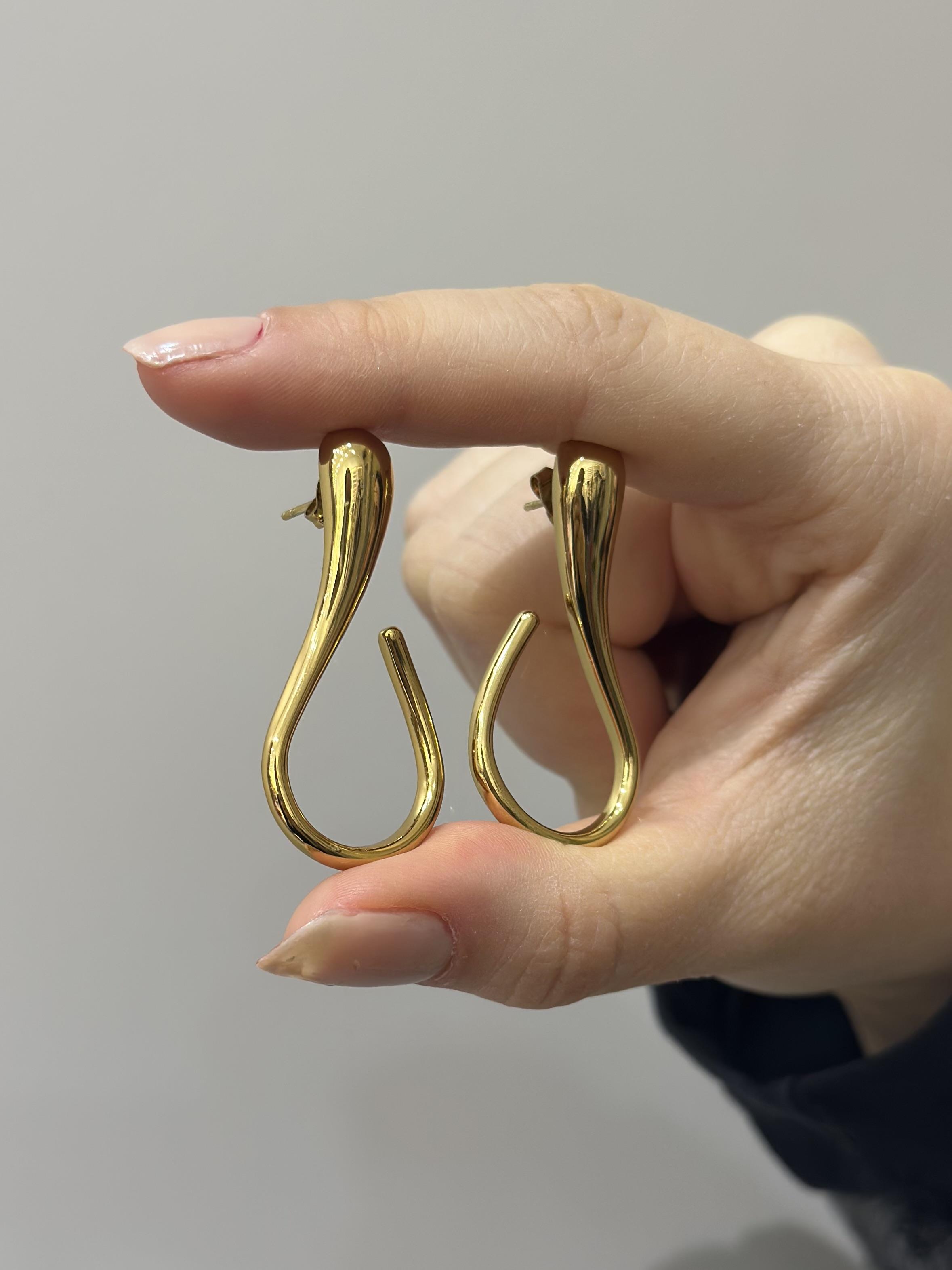 Küpe gold metal tasarım