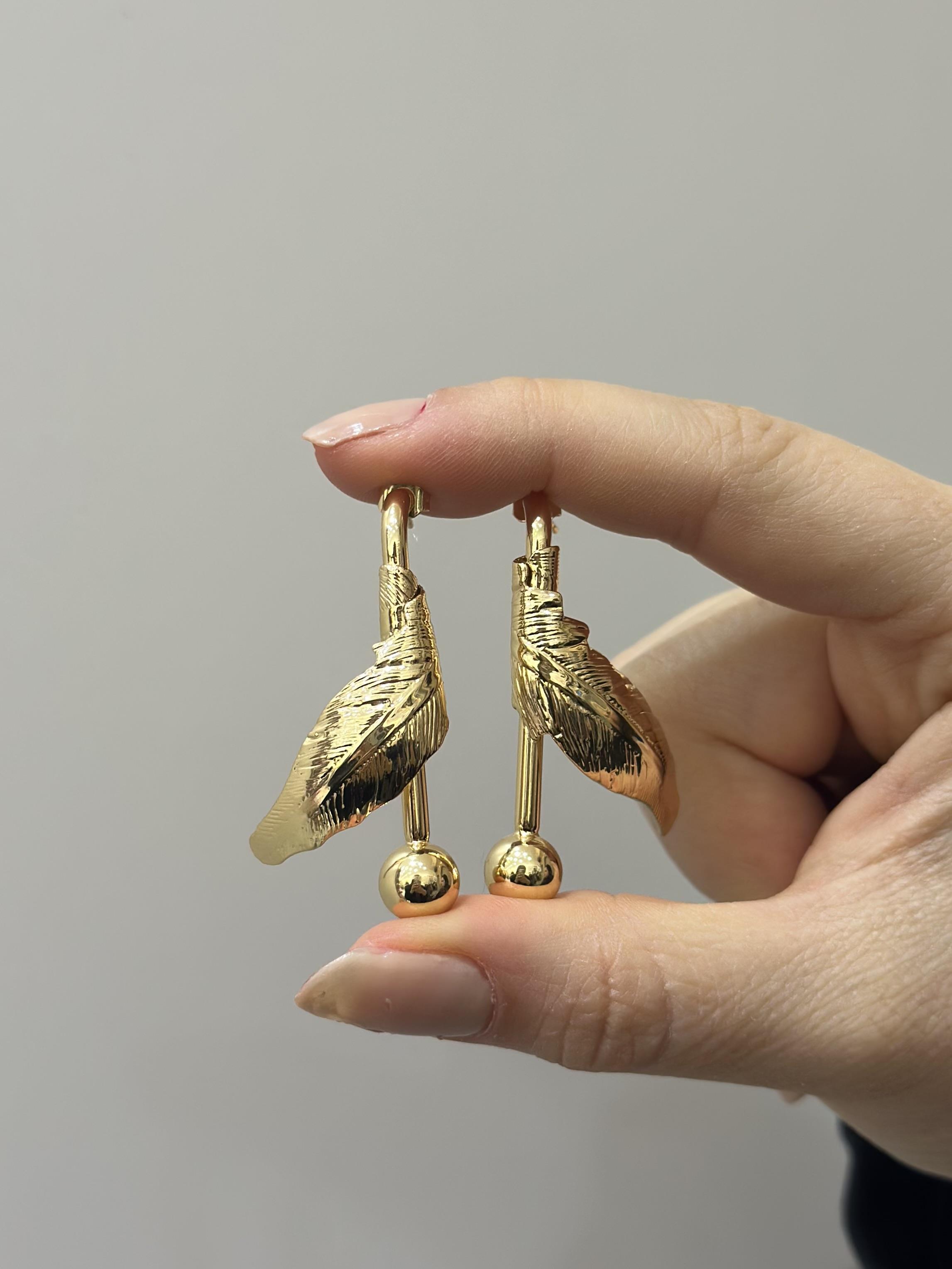 Küpe gold metal tasarım