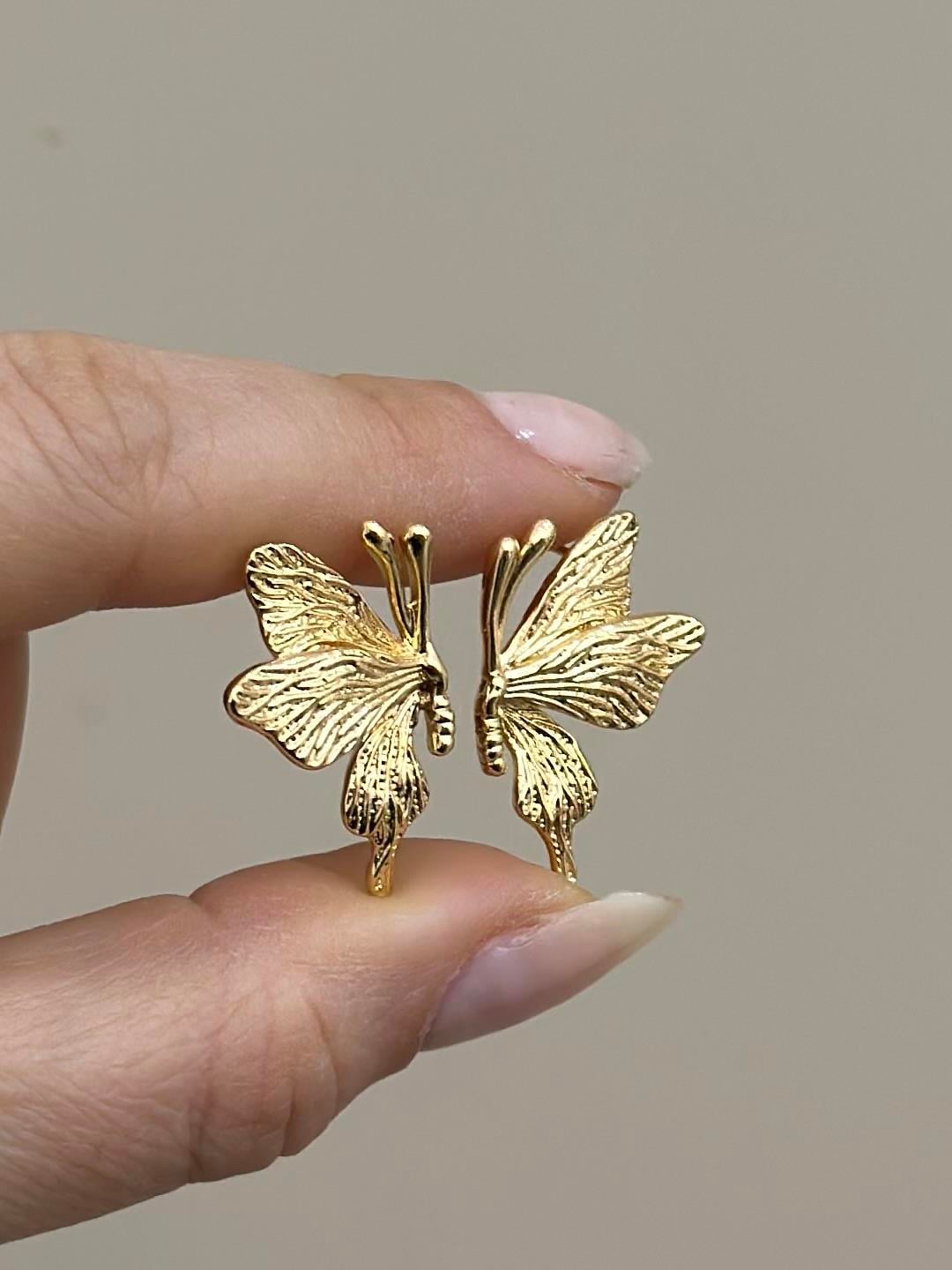Küpe Kelebek Gold Renk 