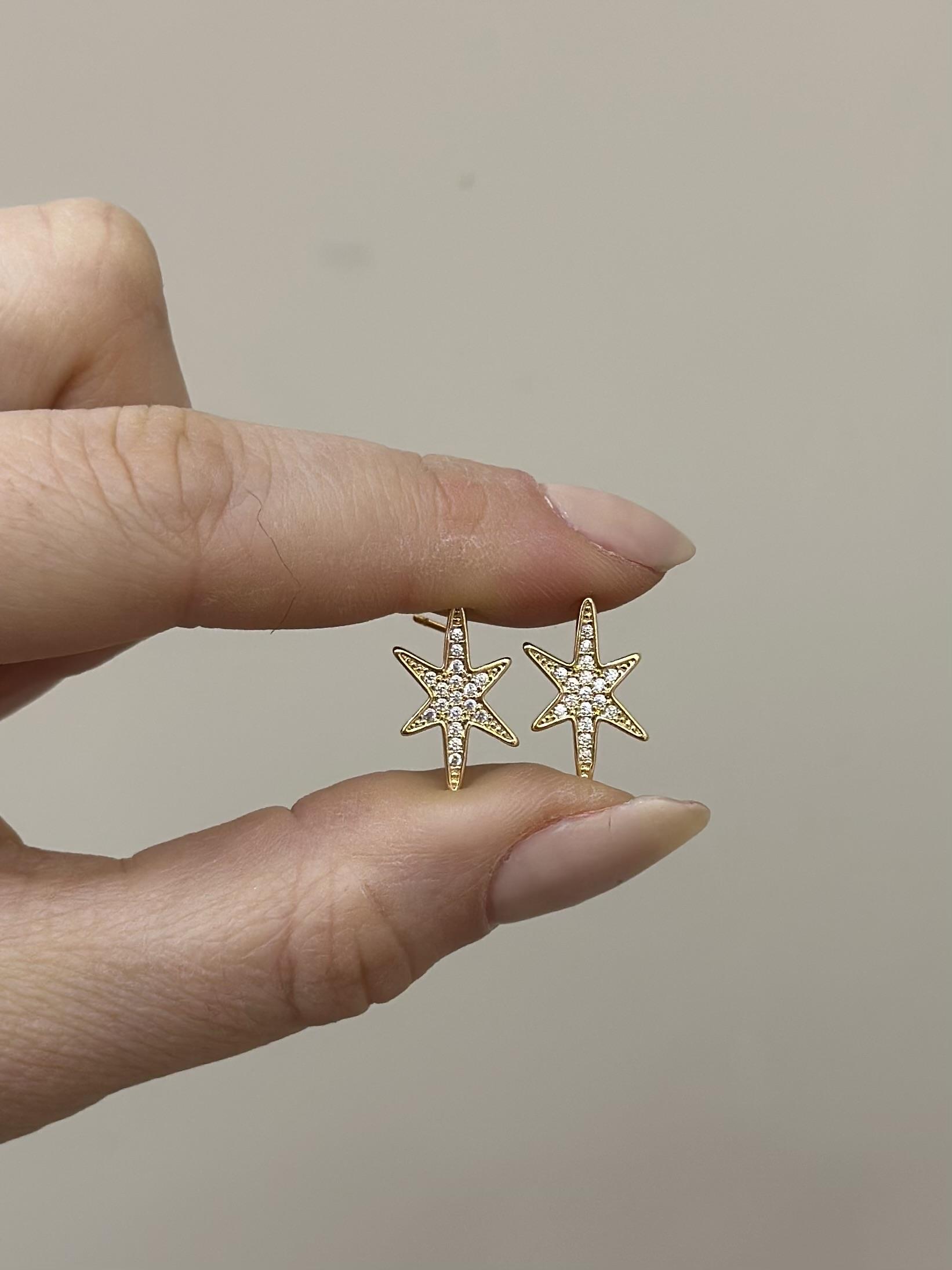 Küpe Yıldız Taş Gold Renk