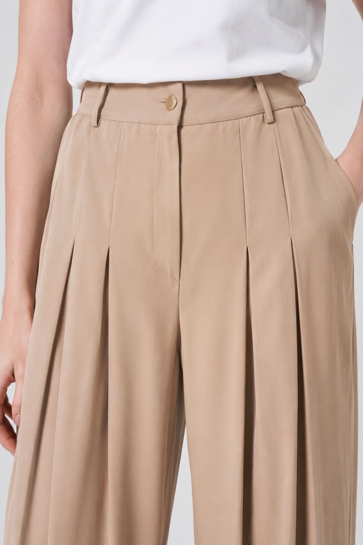 Firoy Kadın Ön Pliseli Şalvar Pantolon  Beige