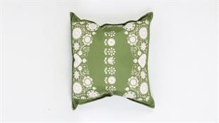 Çiçek Desenli Yeşil Kadife Yastık /Kırlent Kılıfı 48x48 cm