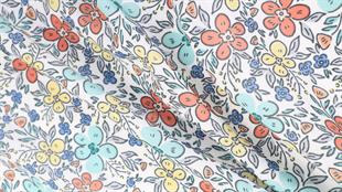 Çiçek Desenli Yeşil Soft Eşarp 95x95