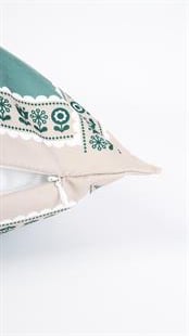 Çiçek Desenli Yeşil Süet Yastık /Kırlent Kılıfı 48x48 cm