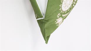 Çiçek Desenli Yeşil Süet Yastık /Kırlent Kılıfı 48x48 cm