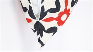 Desenli Siyah-Kırmızı Kadife Yastık /Kırlent Kılıfı 48x48 cm