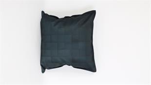 Kare Desenli Lacivert Kadife Yastık /Kırlent Kılıfı 48x48 cm