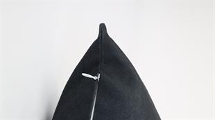 Kare Desenli Turuncu - Siyah Kadife Yastık /Kırlent Kılıfı 48x48 cm