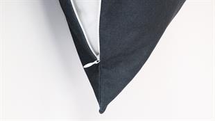 Kare Desenli Turuncu - Siyah Kadife Yastık /Kırlent Kılıfı 48x48 cm