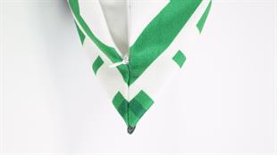 Kare Desenli Yeşil Kadife Yastık /Kırlent Kılıfı 48x48 cm