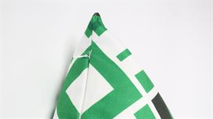 Kare Desenli Yeşil Kadife Yastık /Kırlent Kılıfı 48x48 cm