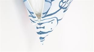 Köpek Desenli Beyaz Kadife Yastık /Kırlent Kılıfı 48x48 cm