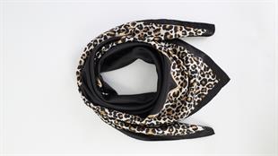 Leopar Desenli İthal İpek Saten Eşarp