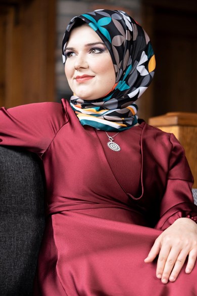 Laura Twill Scarf Black