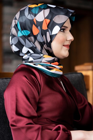 Laura Twill Scarf Black