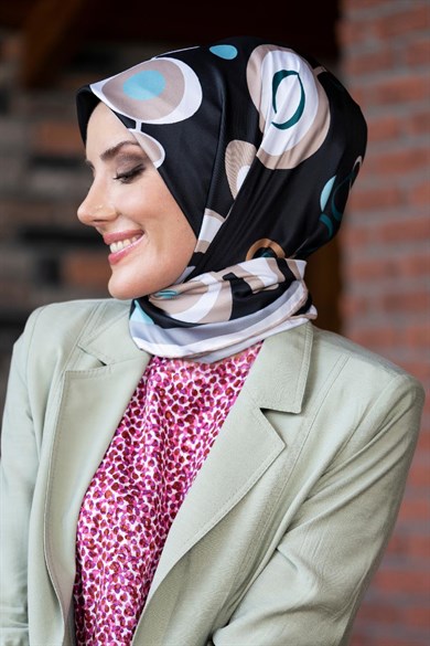 Lilith Twill Scarf Black