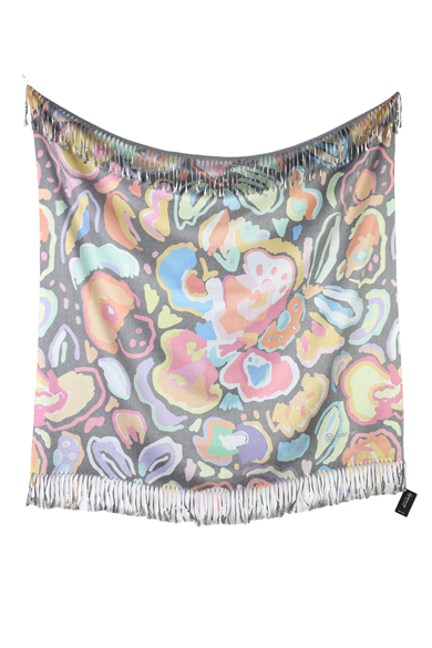 Çiçek Desenli Siyah Saçaklı Paşmina Eşarp 109x125