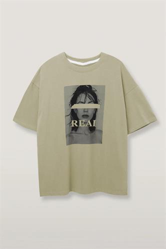 Bej Oversize Baskılı Kadın Tişört MG1764