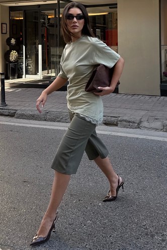Haki Yüksek Bel Kloş Kadın Bermuda Şort MG2590