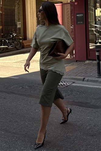 Haki Yüksek Bel Kloş Kadın Bermuda Şort MG2590
