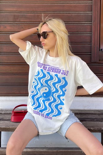Women Printed White Over Fit T-Shirt MG1500