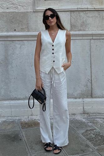 Beyaz Beli Büzgülü Wide Leg Kumaş Pantolon MG1950