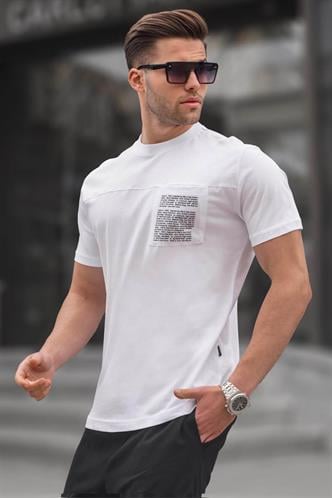 Beyaz Regular Fit Yama Cepli Erkek Tişört 6102
