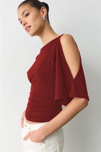 Bordo Belden Büzgülü Yarasa Kollu Açık Omuz Bluz MG2672