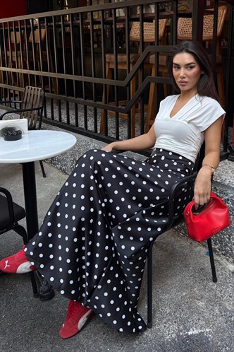 Beyaz Büzgülü Kruvaze Yaka Sandy Bluz MG2781