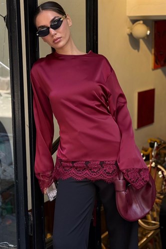 Bordo Asimetrik Dantelli Uzun Kollu Saten Bluz MG2799