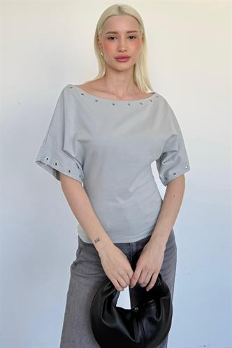 Boyalı Gri Off Shoulder Metal Detaylı Kadın Bluz MG2671