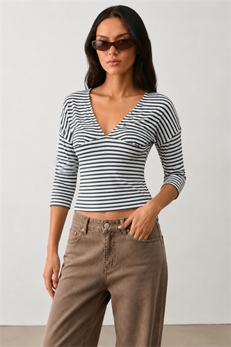 Haki Çizgili V Yaka Slim Fit Kadın Bluz MG2887