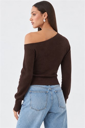 Kahverengi Modern Kayık Yaka Triko Bluz MG2804