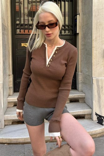 Kahverengi  Düğmeli Yaka Uzun Kollu Fitilli Slim Fit Kadın Body MG2729