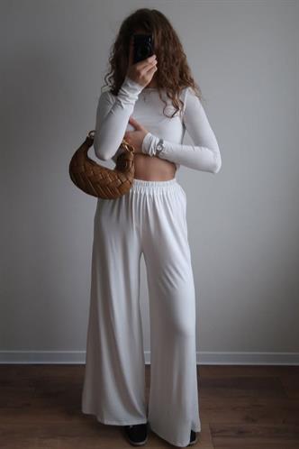 Ekru Kayık Yaka Uzun Kollu Kadın Top Body MG2267