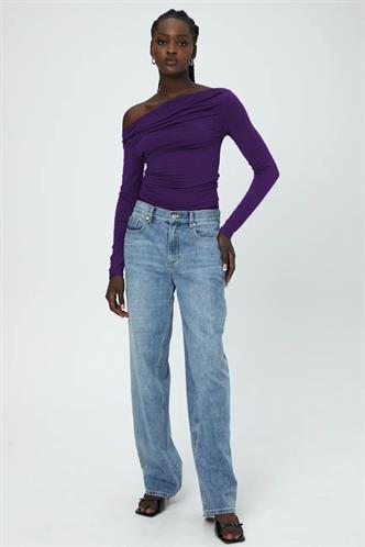 Mor Kayık Yaka Büzgülü Kadın Bluz MG2050