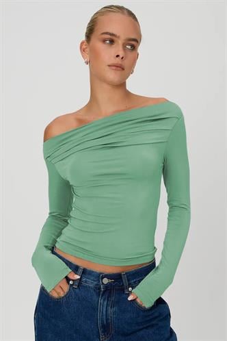 Yeşil Kayık Yaka Büzgülü Kadın Bluz MG2050