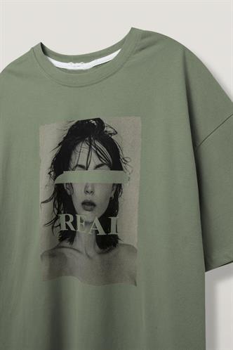 Çağla Yeşili Oversize Baskılı Kadın Tişört MG1764