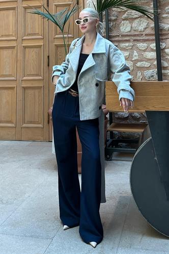 Gri Düğmeli Kruvaze Yaka Kısa Kemerli Ceket MG2174