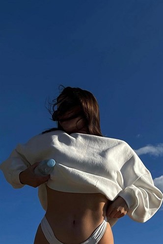 White Crewneck Basic Sweatshirt MG1559