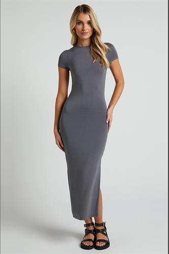 Füme Basic Yarım Balıkçı Yırtmaçlı Uzun Elbise MG1989